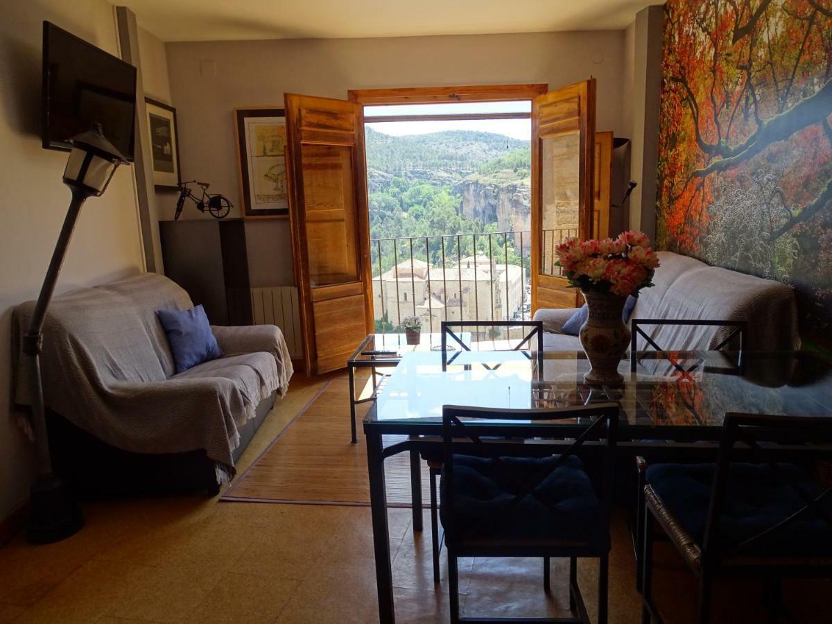2 Balcones A La Hoz * Cuenca (Castilla-La Mancha)